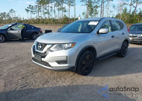 2017 Nissan Rogue S z USA, uszkodzony, nr VIN KNMAT2MV4HP516605
